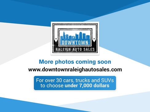 Used 2010 Ford Focus SEL FWD image 2