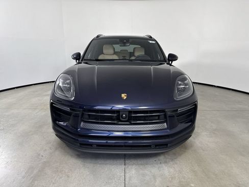 Certified 2023 Porsche Macan w/ Premium Package Plus AWD/4WD image 10