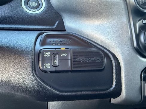 Used 2024 RAM 2500 Big Horn image 24