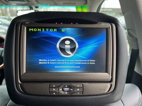 Used 2011 Lexus RX 450h AWD w/ Premium Pkg image 18