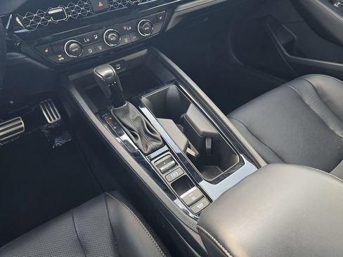 Used 2024 Honda Accord Sport image 17