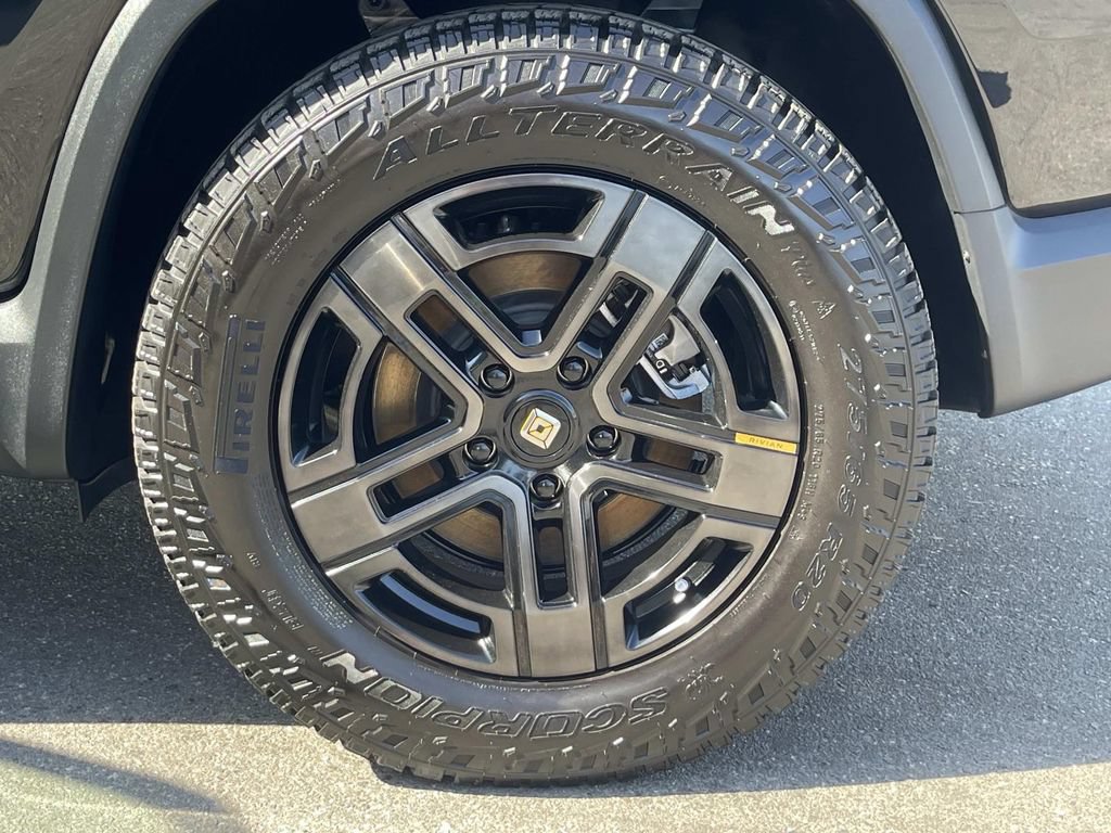 Used 2024 Rivian R1S Adventure Dual AWD/4WD image 30