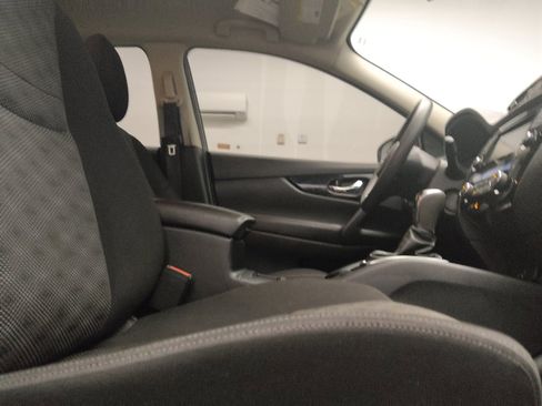 Used 2019 Nissan Rogue Sport SV AWD/4WD image 21