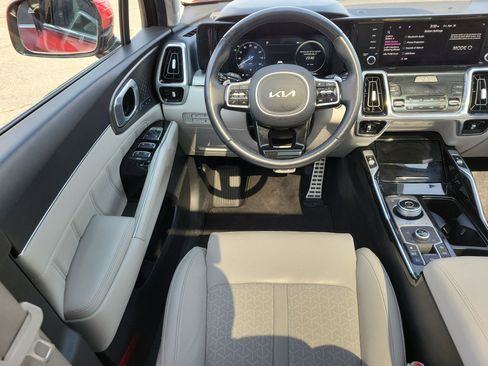 Used 2023 Kia Sorento SX Prestige AWD/4WD image 20