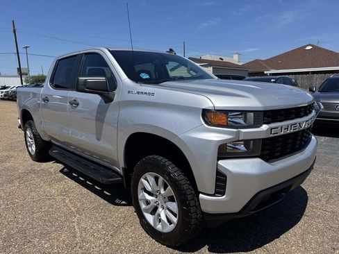 Used 2021 Chevrolet Silverado 1500 Custom RWD image 4