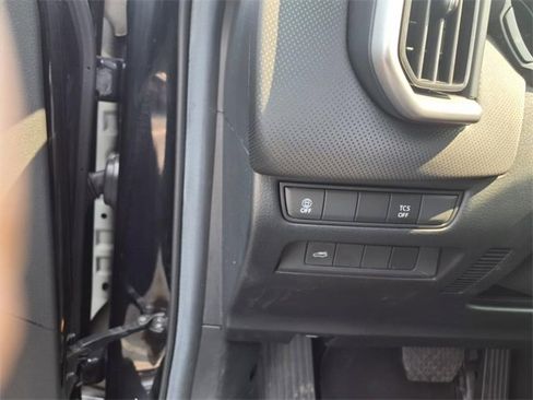 Used 2024 MAZDA CX-50 AWD 2.5 S w/ Premium Package image 17