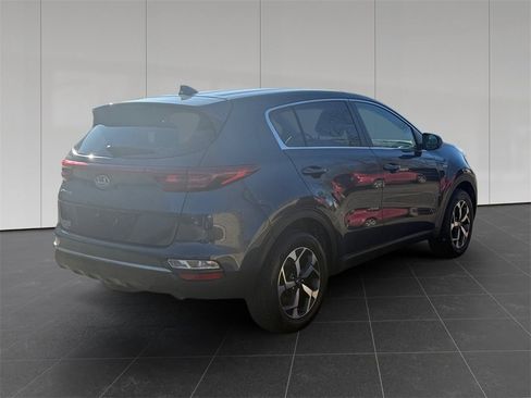 Used 2020 Kia Sportage LX image 5
