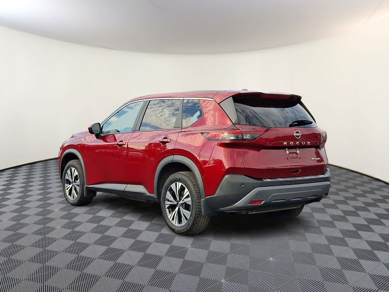 Used 2023 Nissan Rogue SV AWD/4WD image 7
