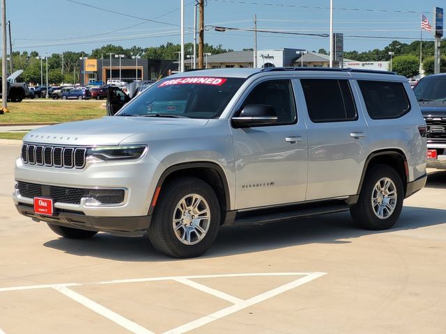 Used 2024 Jeep Wagoneer 2WD image 3