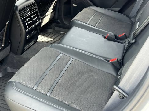 Certified 2025 Porsche Cayenne GTS AWD/4WD image 23