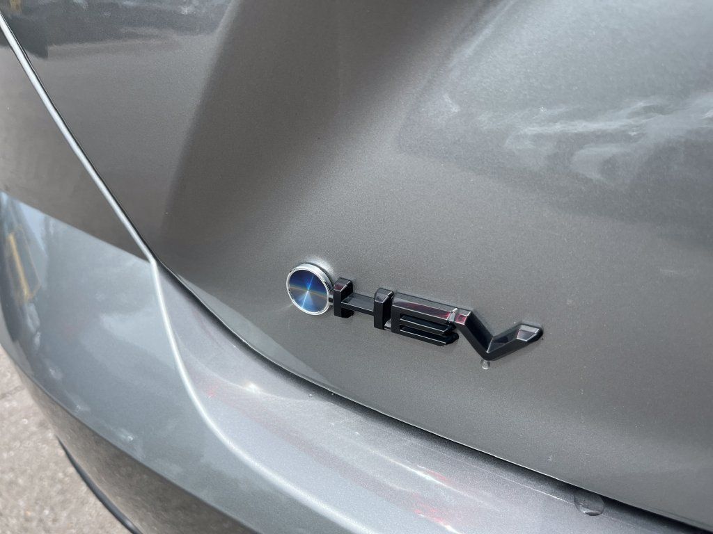 Used 2026 Toyota Camry SE FWD image 39