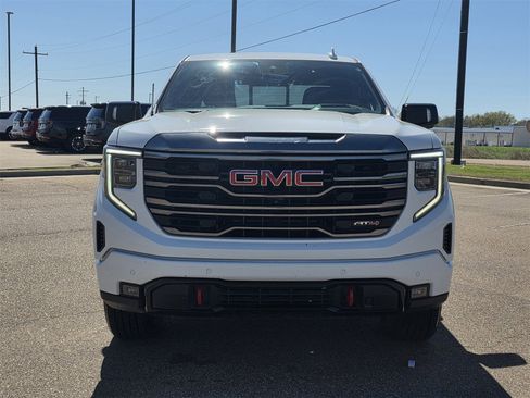 Used 2023 GMC Sierra 1500 AT4 w/ AT4 Premium Package image 3