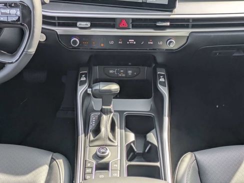 New 2026 Kia Sorento EX w/ EX Premium Package FWD image 18