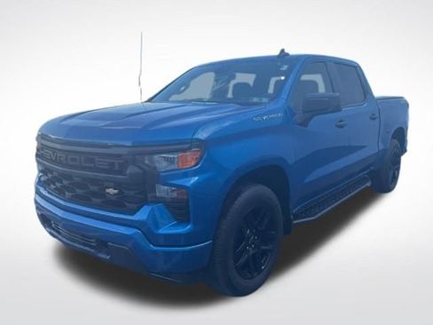 Certified 2022 Chevrolet Silverado 1500 Custom AWD/4WD image 3