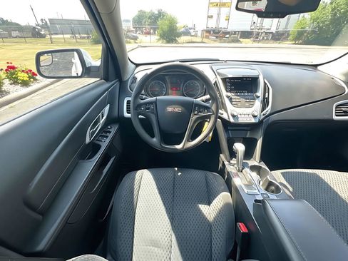 Used 2012 GMC Terrain SLE image 13