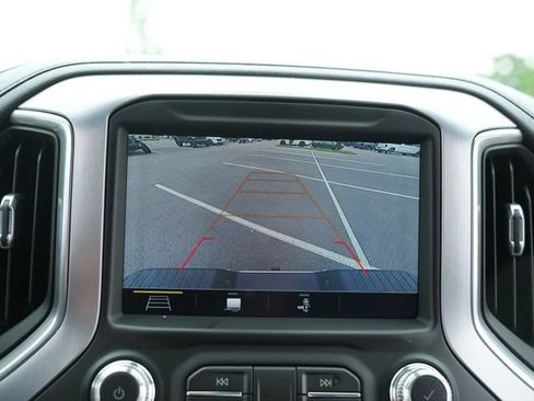 Used 2019 GMC Sierra 1500 SLT w/ SLT Premium Plus Package AWD/4WD image 29