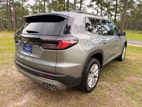 Used 2026 GMC Acadia Elevation w/ Elevation Premium Package FWD image 5
