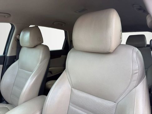 Used 2017 Kia Sorento EX FWD image 12