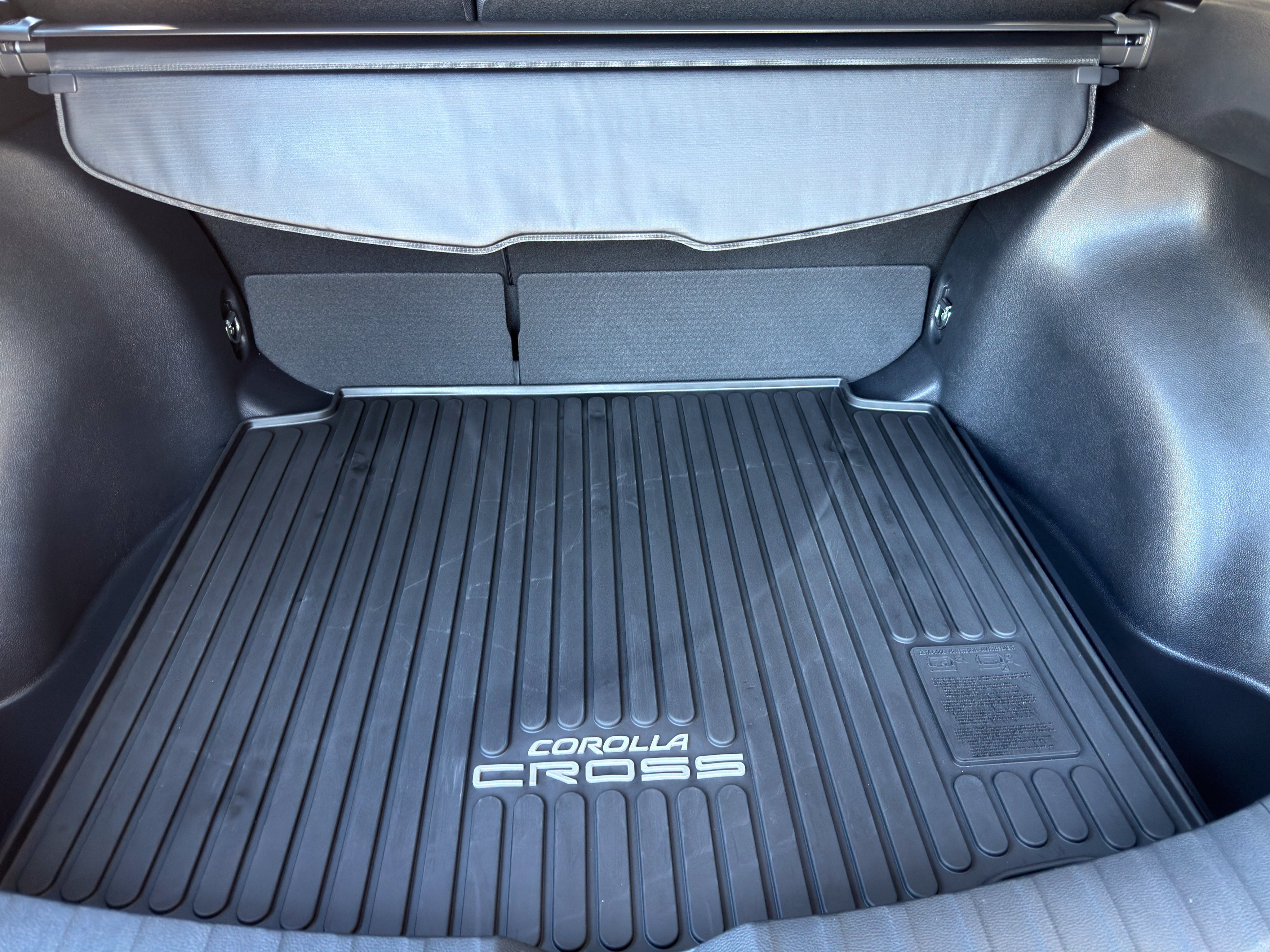 Certified 2025 Toyota Corolla Cross LE FWD image 20