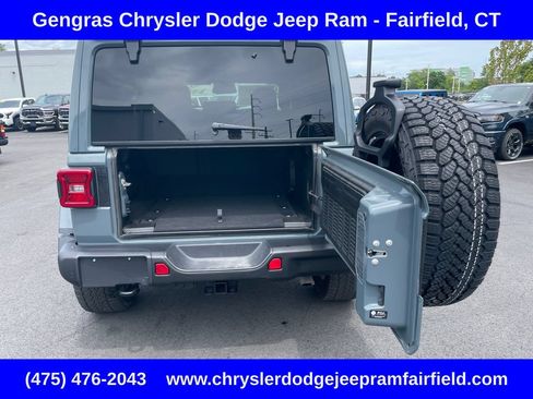 Certified 2025 Jeep Wrangler Unlimited Sahara AWD/4WD image 29