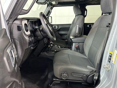 Used 2024 Jeep Wrangler Unlimited w/ Convenience Group AWD/4WD image 11