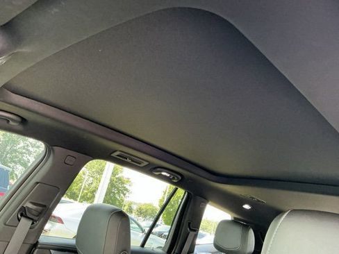 Used 2024 Cadillac XT6 Luxury w/ LPO, Floor Liner Package AWD/4WD image 19