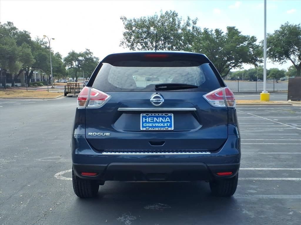 Used 2016 Nissan Rogue S FWD image 7