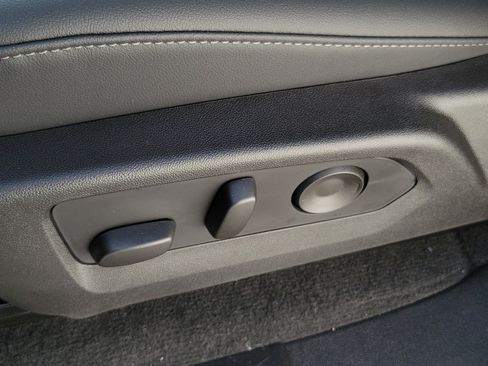 New 2026 GMC Canyon Elevation w/ Convenience Package RWD image 22