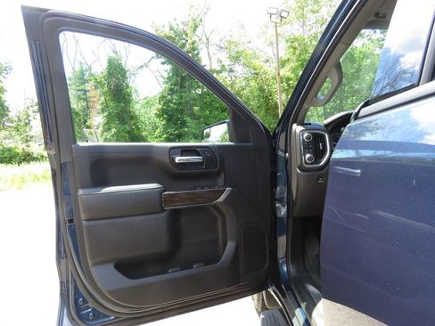 Used 2021 GMC Sierra 1500 Elevation AWD/4WD image 9