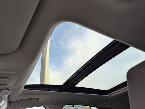 New 2025 Nissan Murano Platinum image 11