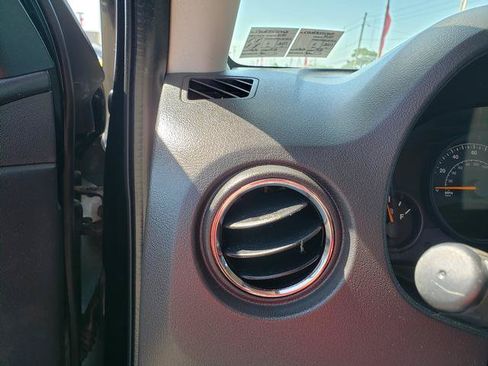 Used 2015 Jeep Patriot Latitude AWD/4WD image 31