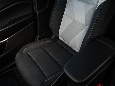 New 2026 Chevrolet Trax LS w/ LS Convenience Package FWD image 24