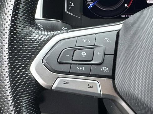 Used 2023 Volkswagen Atlas Cross Sport SEL R-Line image 8