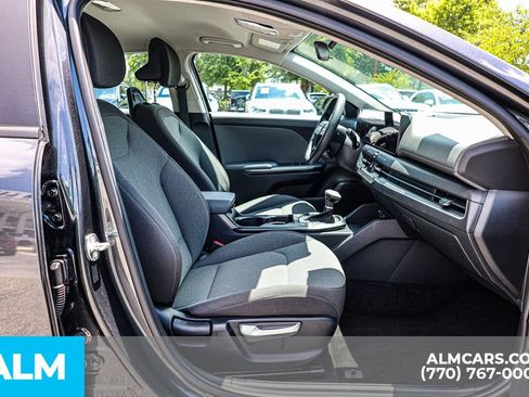 Used 2025 Kia K4 FWD image 21