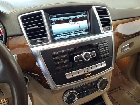 Used 2015 Mercedes-Benz ML 400 4MATIC image 19