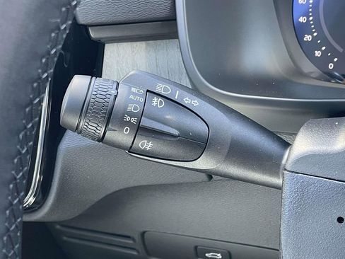 New 2026 Volvo XC40 B4 Core w/ Climate Package image 12