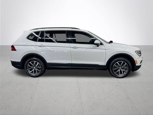Used 2020 Volkswagen Tiguan SE AWD/4WD image 8