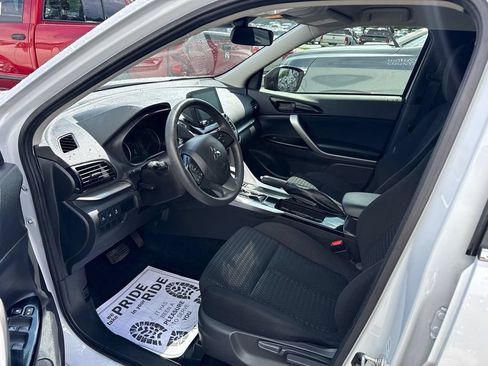 Used 2024 Mitsubishi Eclipse Cross LE AWD/4WD image 5