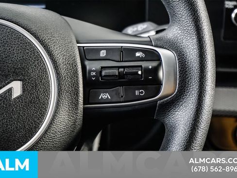 Used 2025 Kia Sportage LX FWD image 26