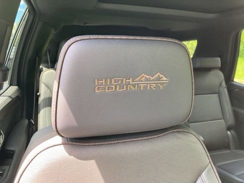 Used 2024 Chevrolet Tahoe High Country w/ LPO, Illumination Package AWD/4WD image 28