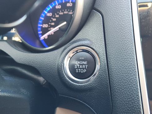 Used 2018 Subaru Outback 2.5i Limited image 26