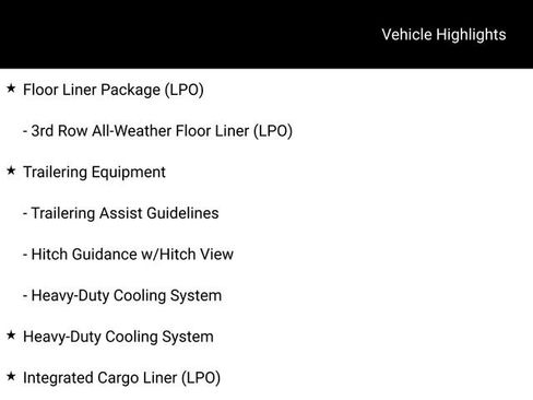 Used 2023 Chevrolet Traverse LT w/ Rear Camera Mirror Package image 3