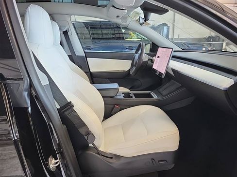 Used 2021 Tesla Model Y Performance AWD/4WD image 8