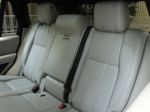 Used 2016 Land Rover Range Rover HSE AWD/4WD image 36