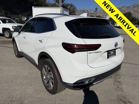 Used 2023 Buick Envision Essence image 4