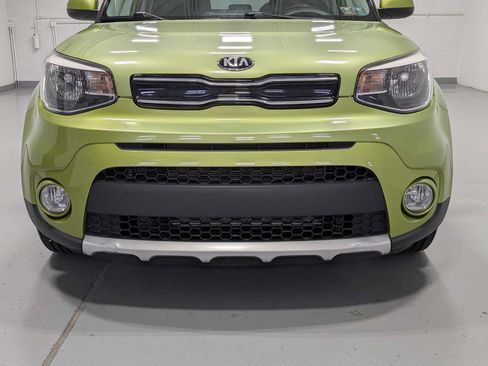 Used 2017 Kia Soul + FWD image 2