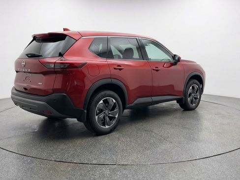 Used 2025 Nissan Rogue SV AWD/4WD image 9