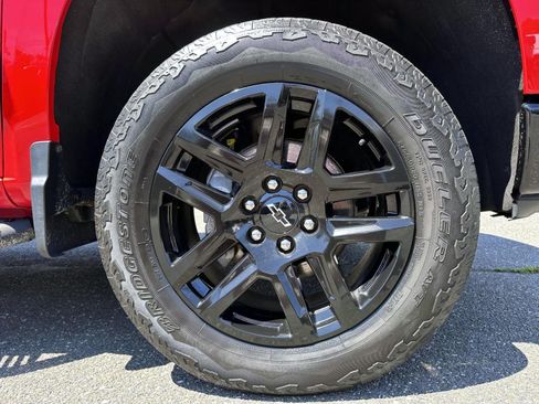 Used 2023 Chevrolet Silverado 1500 LT Trail Boss w/ LT Trail Boss Premium Package AWD/4WD image 6