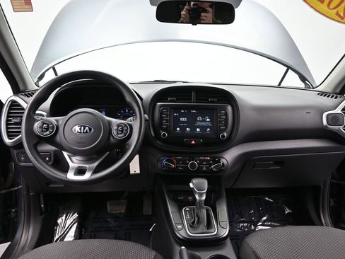 Used 2020 Kia Soul LX image 31