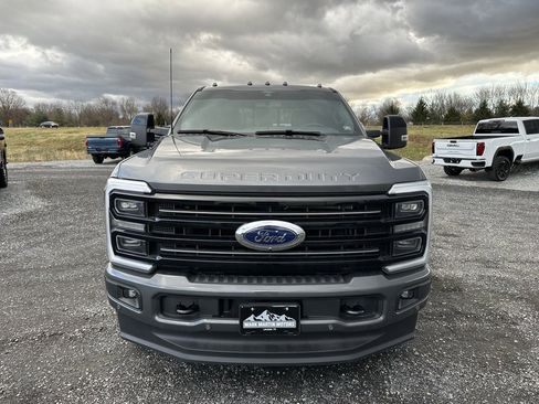 Used 2025 Ford F250 Platinum image 15